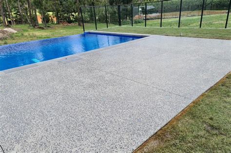 Acid Etch Concrete Wandin: Super-safe Poolside Surface - Eco Grind