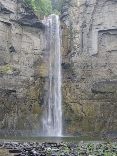 Taughannock Falls State Park, a New York State Park located near Ithaca ...