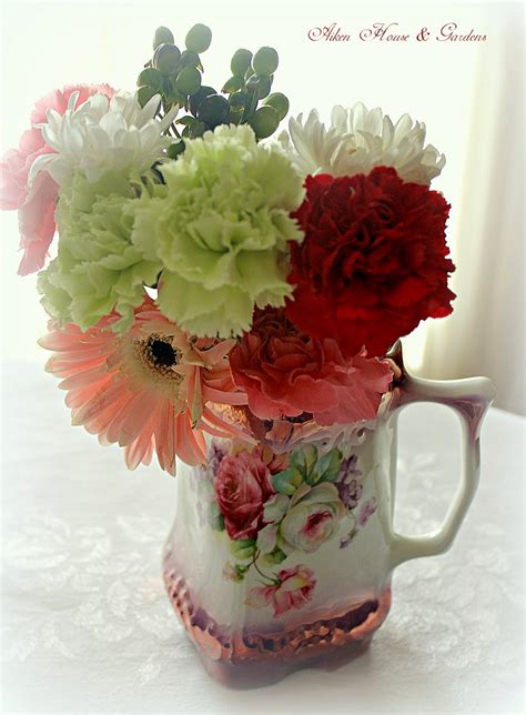 Aiken House & Gardens: Pick a Bouquet!