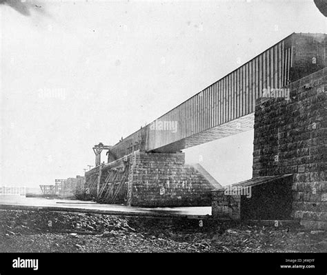 Victoria Bridge under construction Stock Photo - Alamy