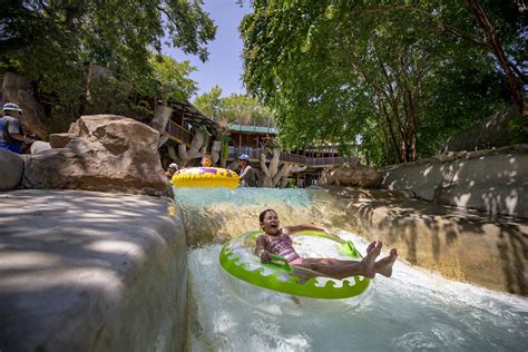 An Ode to Schlitterbahn New Braunfels | Houstonia