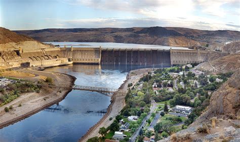 File:Grand Coulee Dam Panorama.jpg - Wikimedia Commons