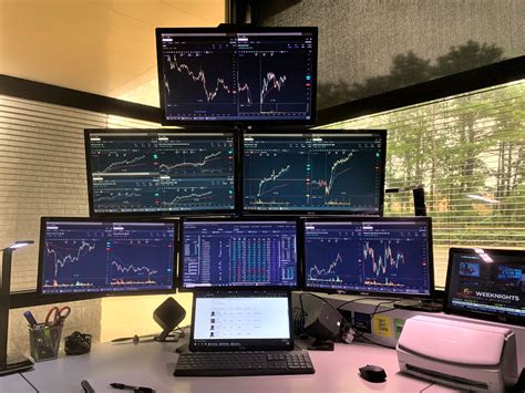 IT Consultant / Day Trader Setup (Circa 2014) | Home office setup ...