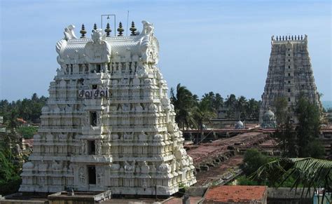 The Spiritual Splendor of Sri Ramanathaswamy Temple in Rameshwaram: One ...