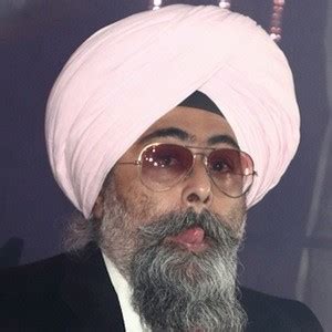 Hardeep Singh Kohli - Age, Family, Bio | Famous Birthdays