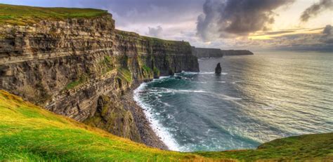 Snapshot: Cliffs of Moher - Inspiring Vacations