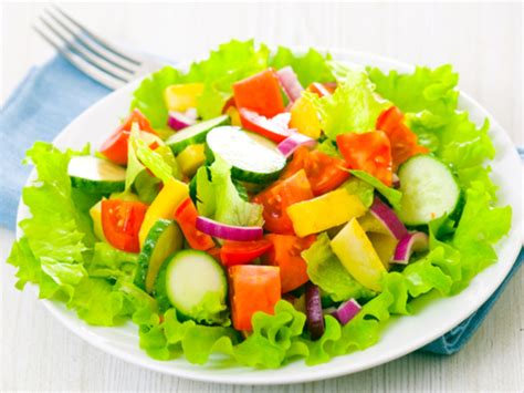 Gợi ý cách làm salad rau củ ngon hết ý tại nhà | Phụ Nữ & Gia Đình