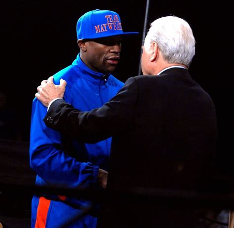 Floyd Mayweather, HBO's Larry Merchant now on speaking terms? Two ...