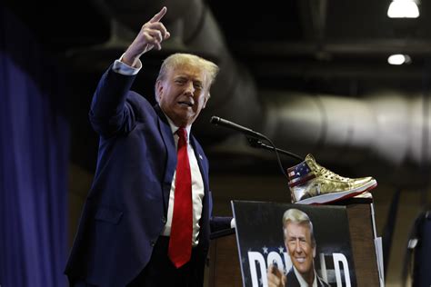 Man Paid Insane Price For Donald Trump's Signature Shoes - The Spun