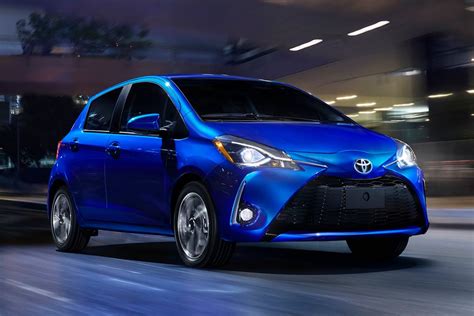 2020 Toyota Yaris Review - Autotrader