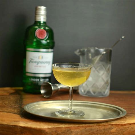 Classic Gin Martini | Recipe - A Bar Above