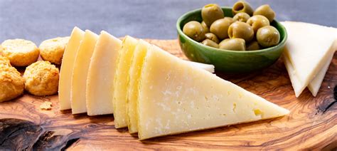 The 10 Best Spanish Cheese To Try | CuddlyNest Travel Blog