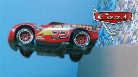 Cars 3 Lightning McQueen Crash scene | Stop-Motion (Remastered) - YouTube