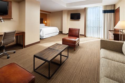 San Jose Airport Hotel Rooms | Four Points by Sheraton San Jose Airport