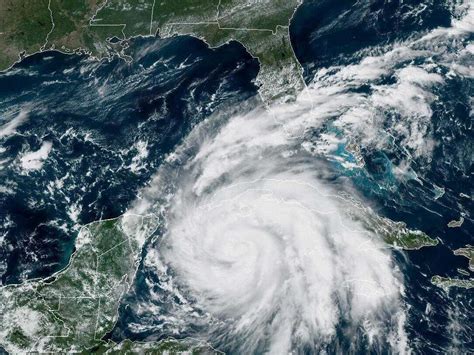 Hurricane Ian will hit Florida as a major storm, forecasters say : NPR