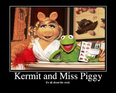 Funny Kermit Pictures » Kermit And Miss Piggy