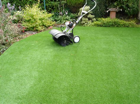 How to Clean and Maintain Artificial Grass - Buy, Install and Maintain ...