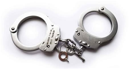 Steel Handcuffs - Police Style Restraint Handcuffs + 2 Keys | Canadian ...