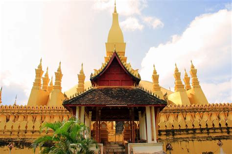 Pha That Luang Temple - Great golden stupa in Vientiane