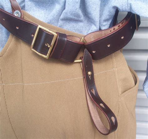 AUSTRALIAN LIGHT HORSE 9 POCKET BANDOLEER - LEATHER