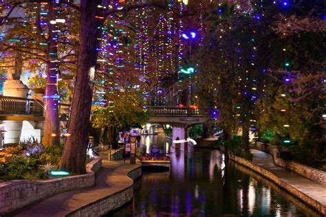 Christmas Lights On The Riverwalk San Antonio | Shelly Lighting