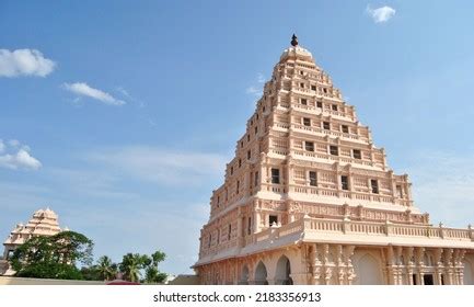 Thanjavur Fort Photography Thanjavur Tamil Nadu Stock Photo 2183356913 ...