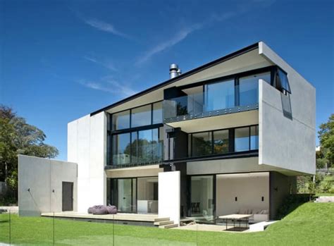 Precast Concrete Walls House in New Zealand | Modern House Designs