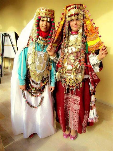 Tunisia | Traditional dresses, Tunisian clothes, Tunisia