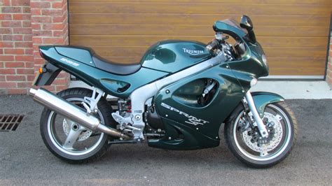 2001/Y Triumph Sprint ST 955i with 16,100m in Green