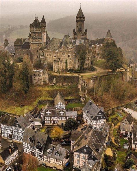 Braunfels, Hesse, Germany. | Beautiful castles, Castle, Germany castles