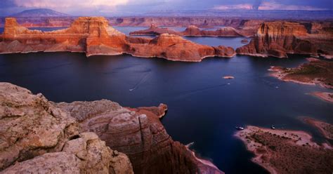 Page: Lake Powell & Horseshoe Bend 30–Minute Air Flight | GetYourGuide