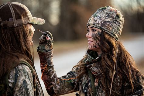 21 Influential Female Hunters to Follow on Instagram