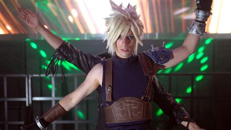 FINAL FANTASY VII: Honeybee Inn Cosplay Cinematic - YouTube