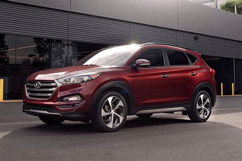 2017 Hyundai Tucson Pricing - For Sale | Edmunds