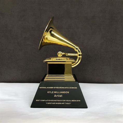 Metal Customized Replica Grammy Award Trophy - Buy Replica Grammy Award ...