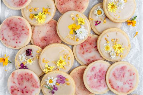 Edible Flower Cookies, Vegan - Samantha Schwab