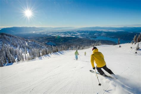 Downhill Skiing in Montana: Know Before You Go | The Official Western ...