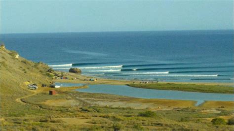 Cabo Ledo Surf Photo by Ivan Gradidge | 7:48 am 14 Aug 2010