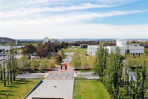 Is there a moat around the National Library of Australia? - ABC News