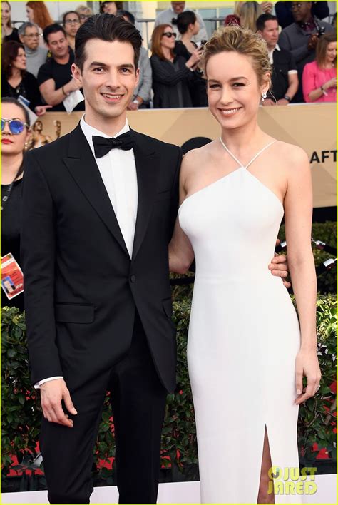 Brie Larson & Fiance Alex Greenwald Couple Up at SAG Awards 2017: Photo ...