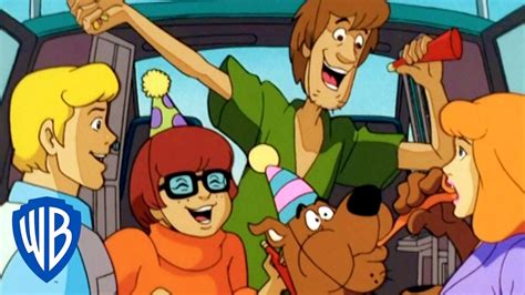 Scooby-Doo! | The Gang is Back Together! | WB Kids - YouTube