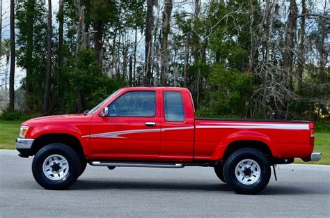 1992 TOYOTA PICKUP XTRA CAB SR5 V6 4X4 5-SPEED MANUAL 3VZ-E HILUX ...