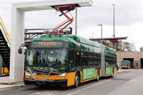 City Light & King County Announce Opening of New Electric Bus Charging ...