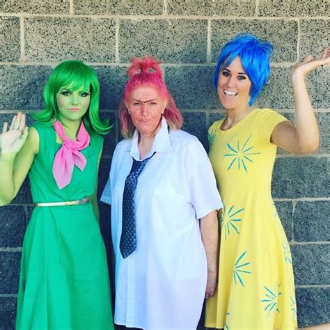 These are the best teacher Halloween costumes for groups or partners ...