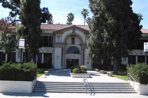 Beverly Hills, 90210 | This is Torrance High School in Torra… | Flickr