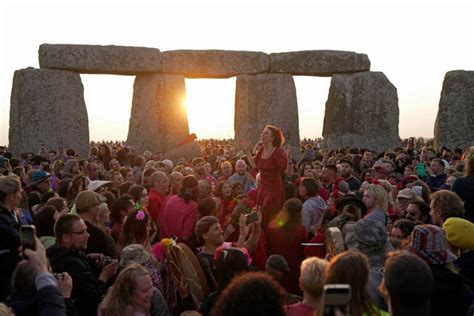 Antlers and fancy dress: Stonehenge welcomes 8,000 visitors for summer ...