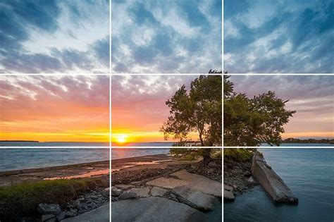 Rule of Thirds in Photography Explained (Examples + Visuals ...