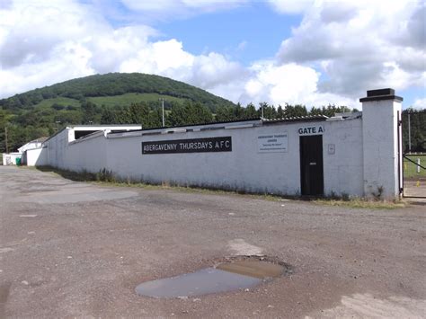 Extreme Football Tourism: WALES: Abergavenny Thursdays FC