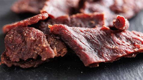 Delicious Ground Venison Jerky Recipe (You Will Love It!) - Tendig