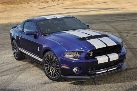 Ford Shelby GT resimleri